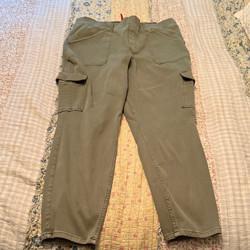 SPANX Women's Sage Stretch Cargo Pants